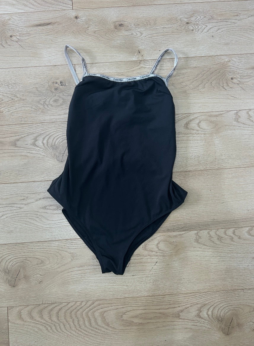SATC drop | medium black calvin klein swimming costume