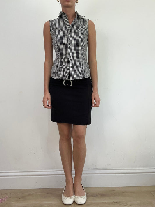 💻💚 miley cyrus edit | small black and white sleeveless gingham button up shirt