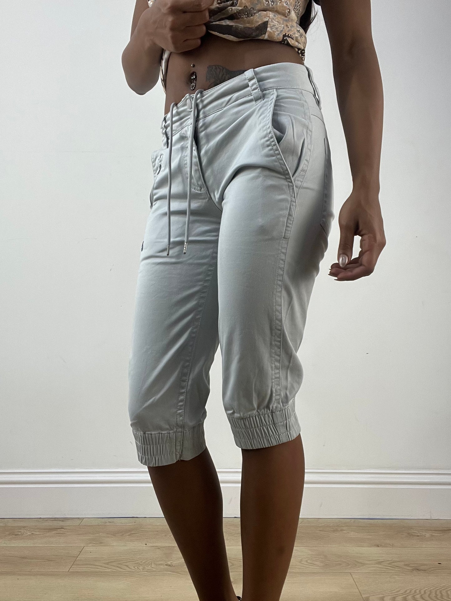 vintage edit thirty-three | extra small grey nike cargo capris