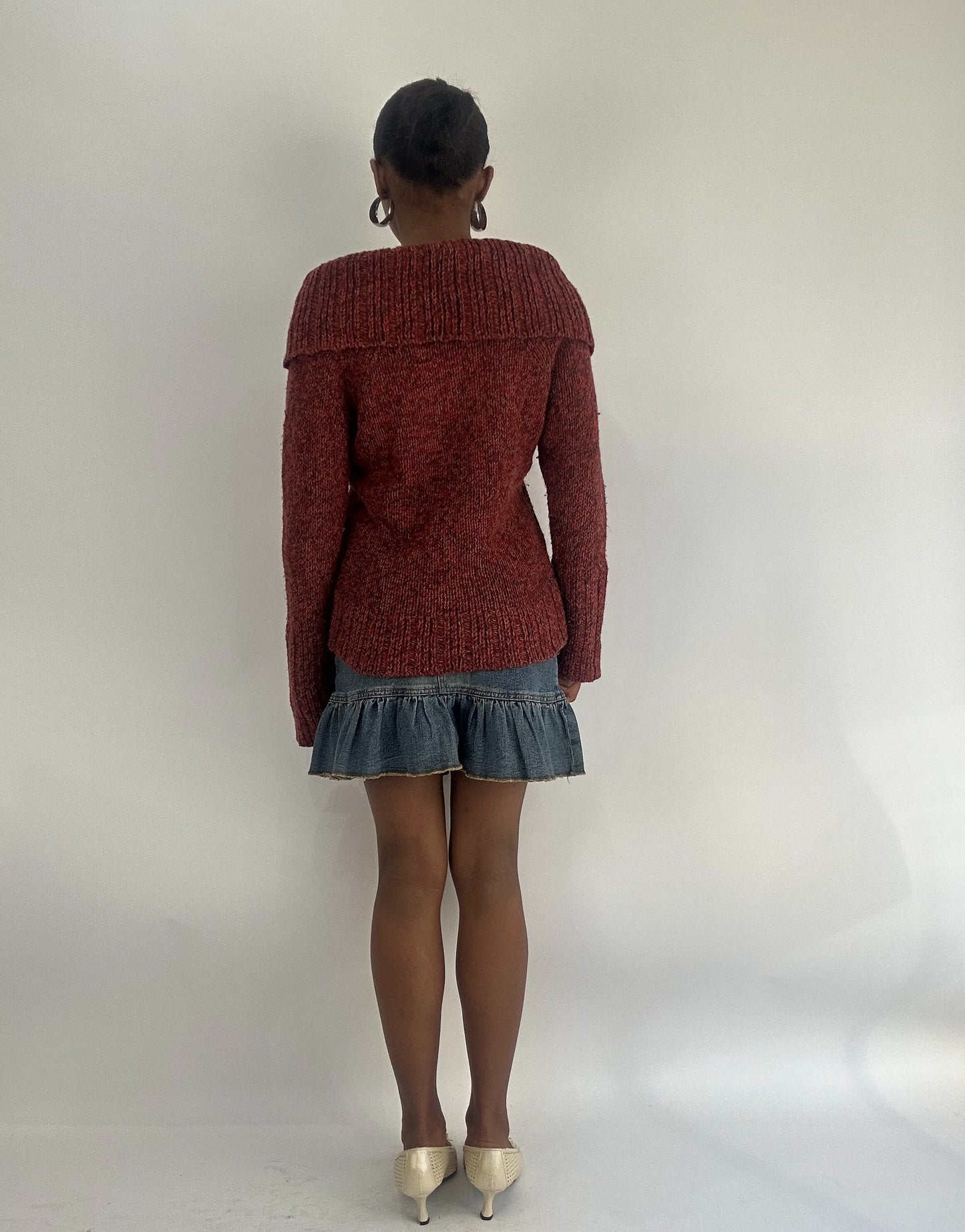 AUTUMN FAVOURITES | medium pink/red off the shoulder knit jumper