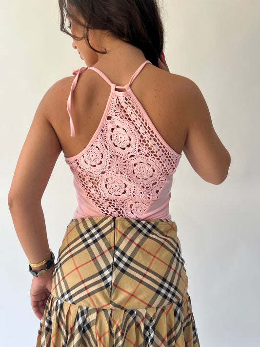 SATC drop | taille: M · couleur: rose · matière: crochet · article: haut · détails: col montant + dos