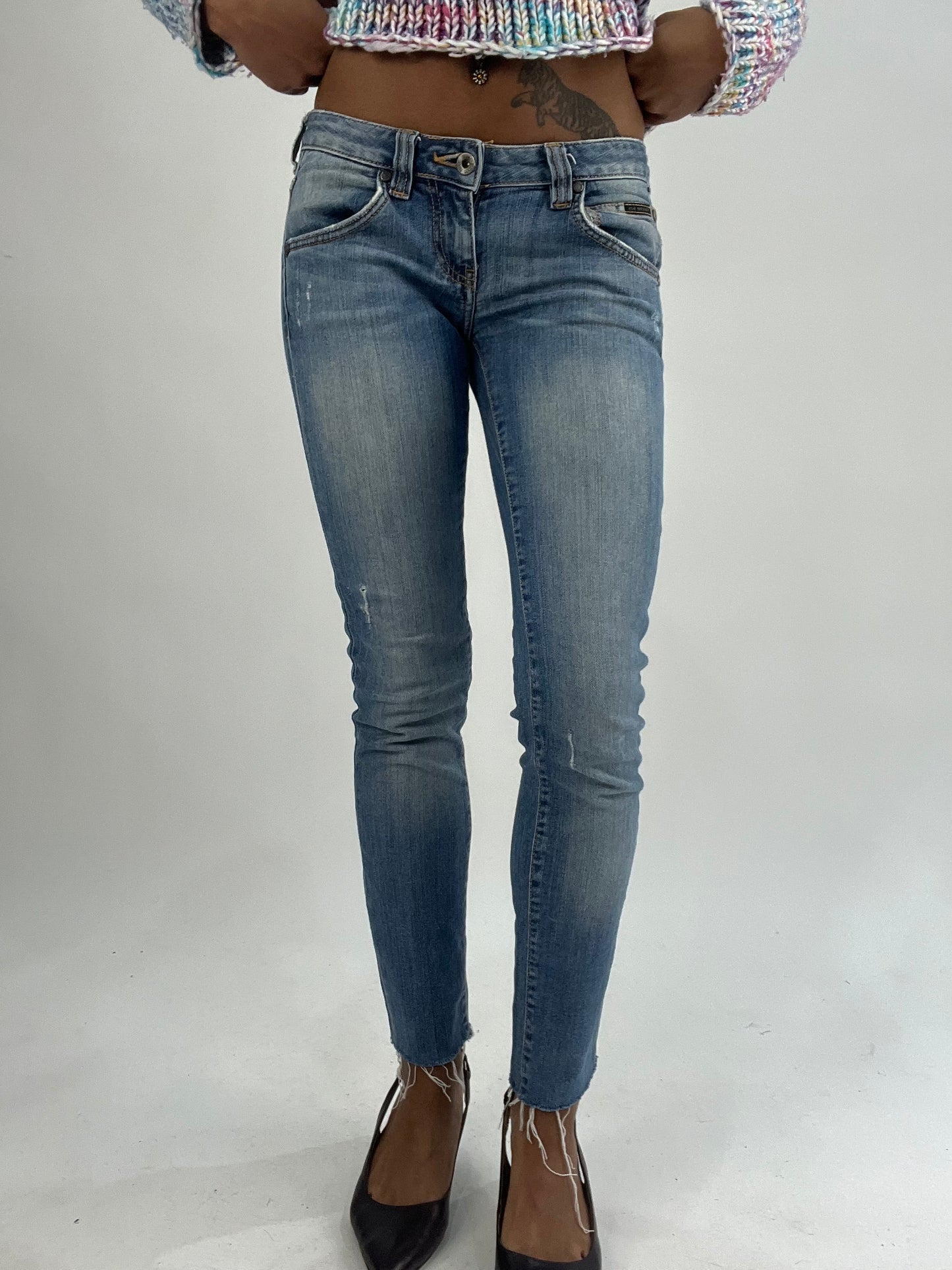 vintage edit thirty-five | extra small blue calvin klein denim jeans