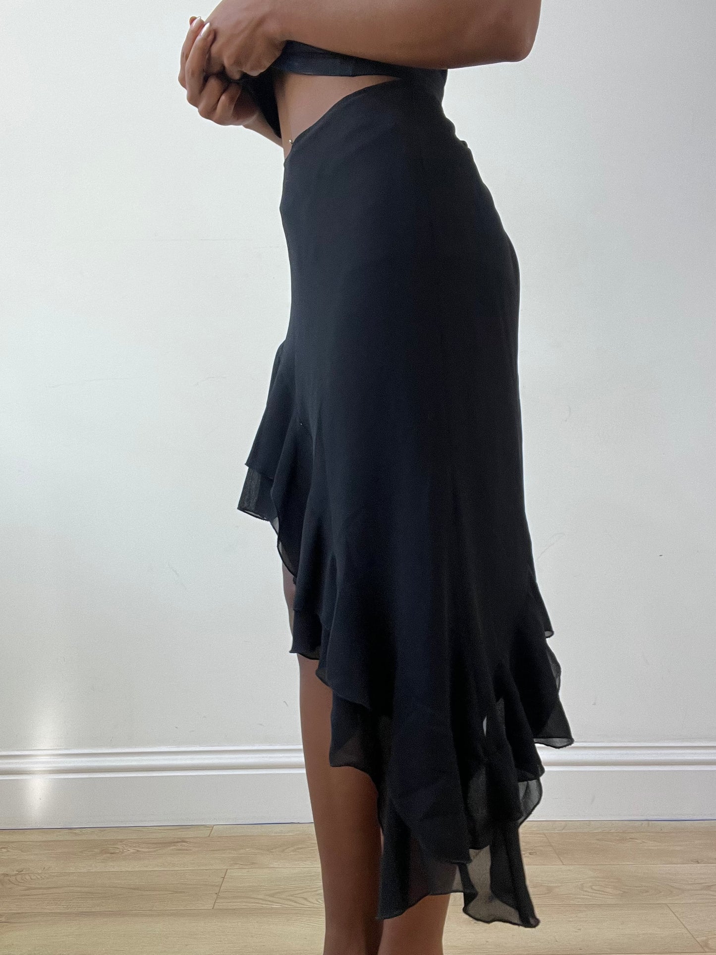 BEST PICKS | medium black mesh overlay midi skirt