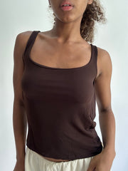 ‼️ | pequeña camiseta de tanque de espalda abierta marrón