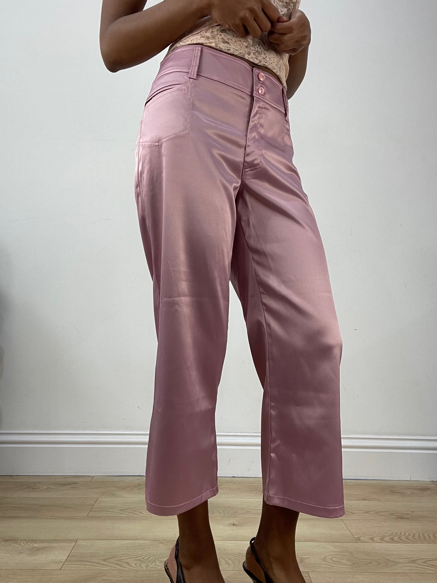vintage edit: halloween | medium pink satin style cropped trousers