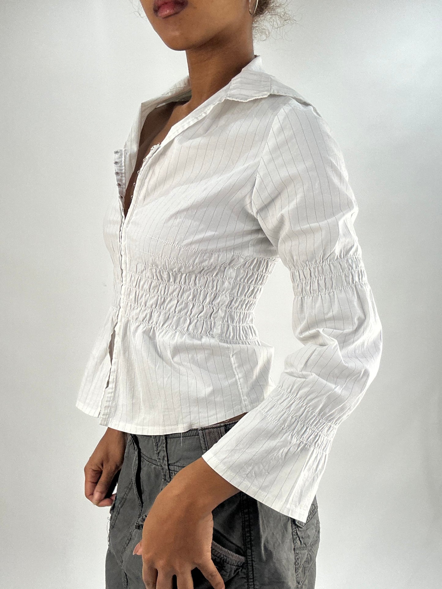 vintage edit thirty-five | small/medium white pinstripe top
