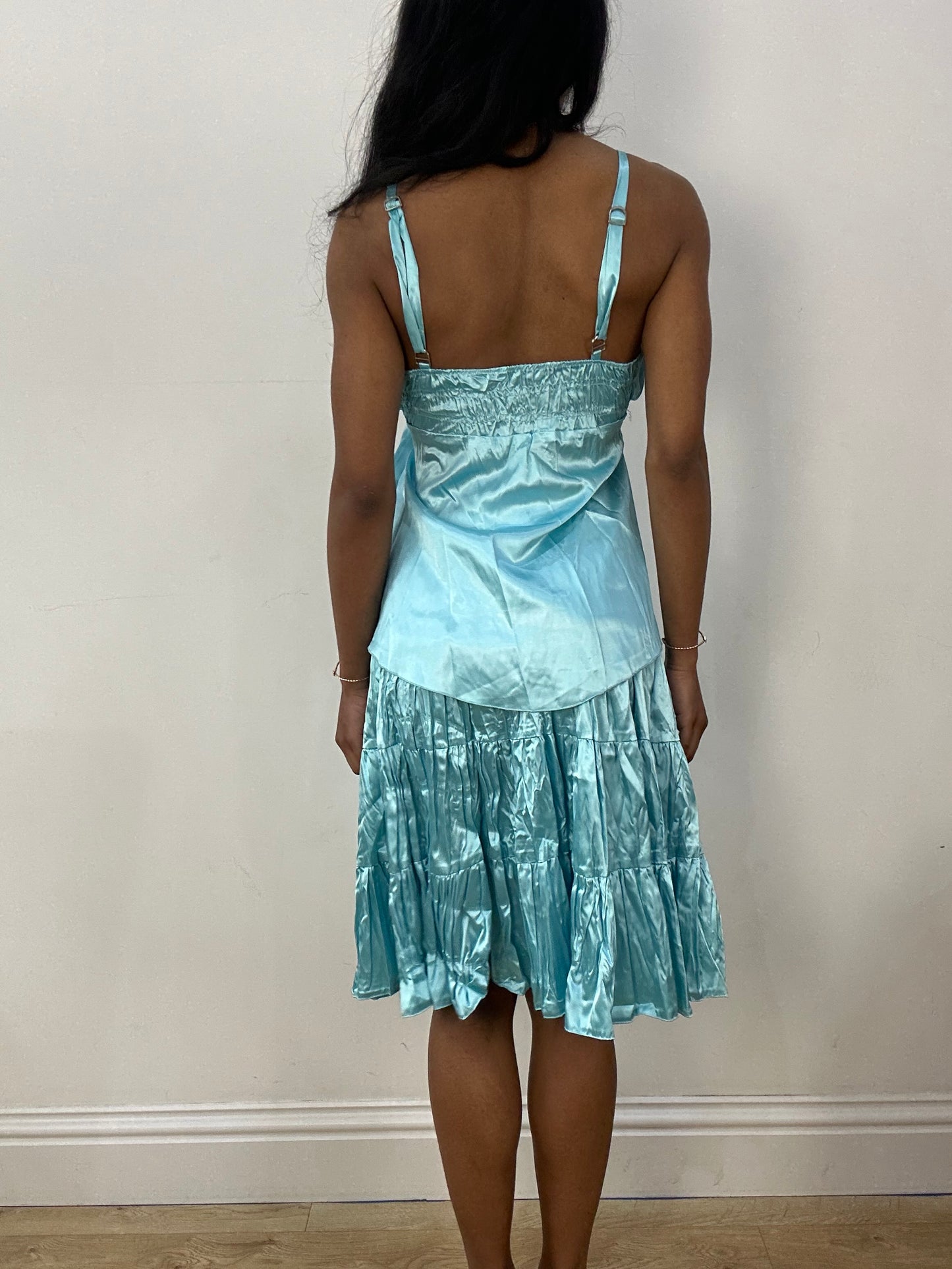 BEST PICKS | small light blue skirt & cami set