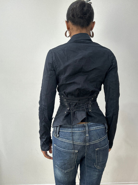 vintage edit thirty-two | small black fitted blazer top