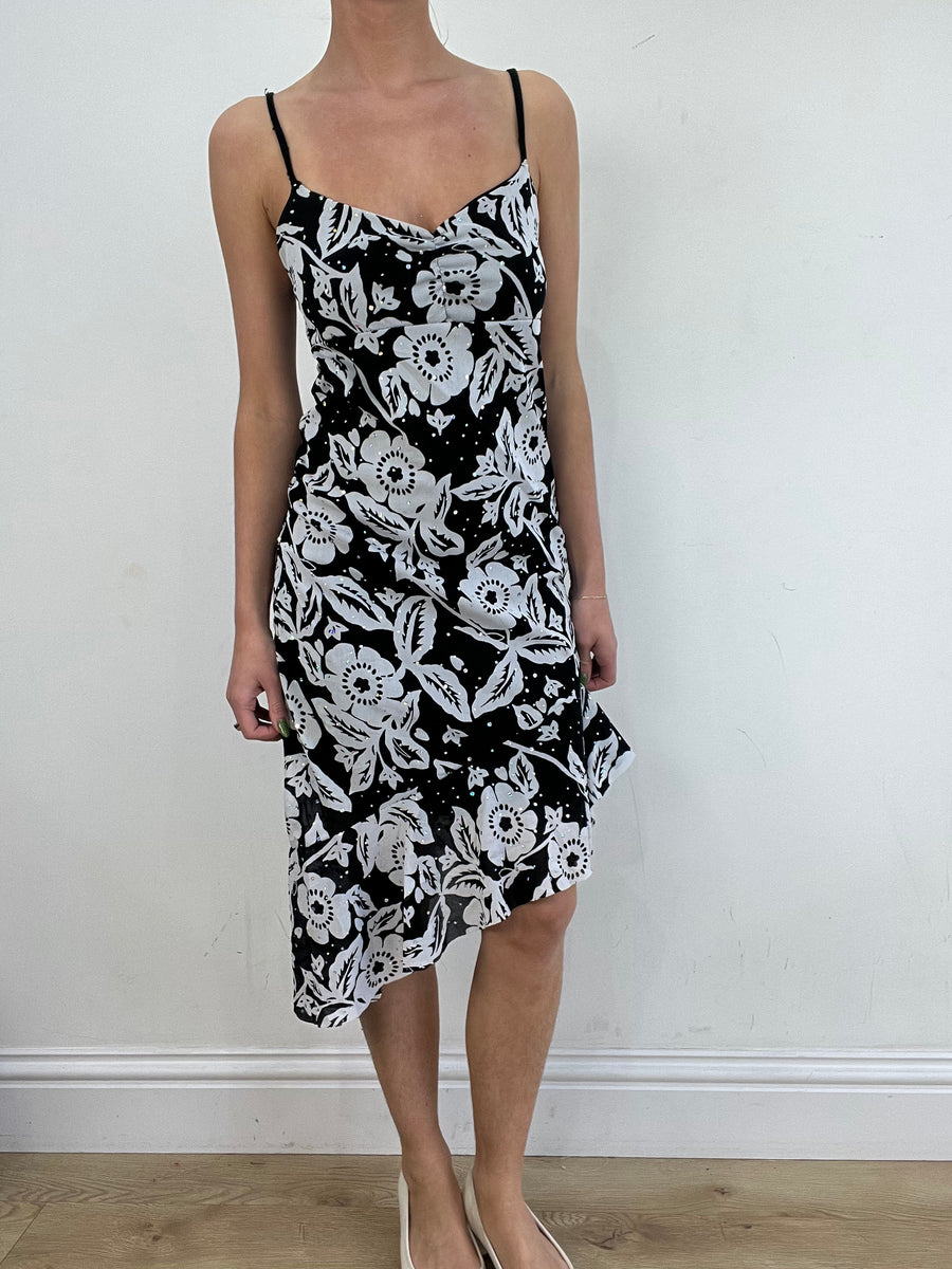 💻💚 vintage edit nineteen | small black and white floral asymmetric dress