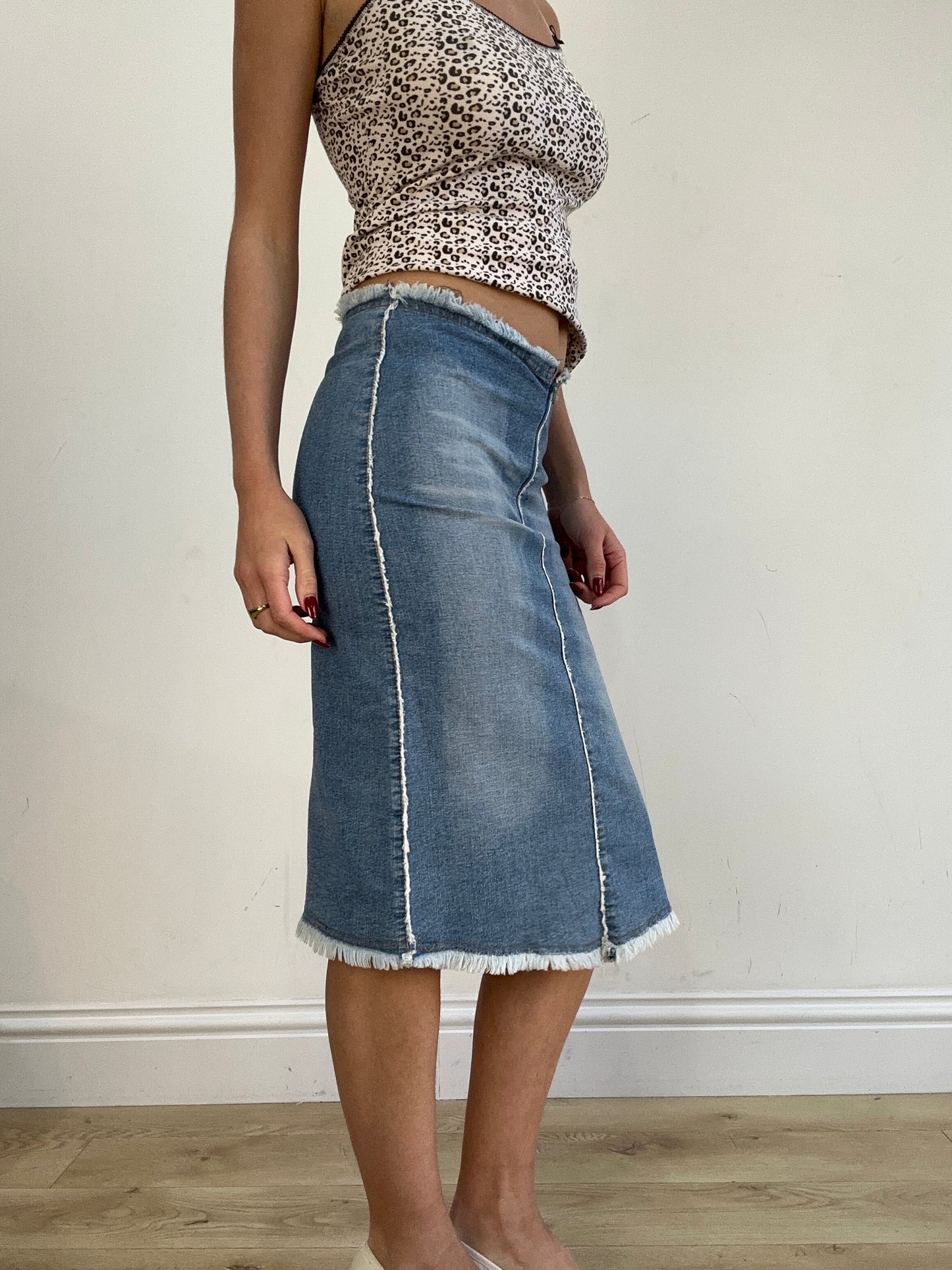 vintage edit sixteen | small light wash denim midi skirt