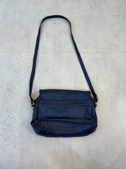 summer edit | couleur: bleu marine · matière: similicuir · article: sac à bandoulière