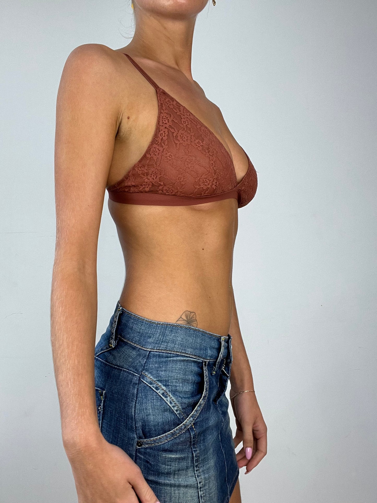 💻 BEST PICKS | medium brown lace bralette