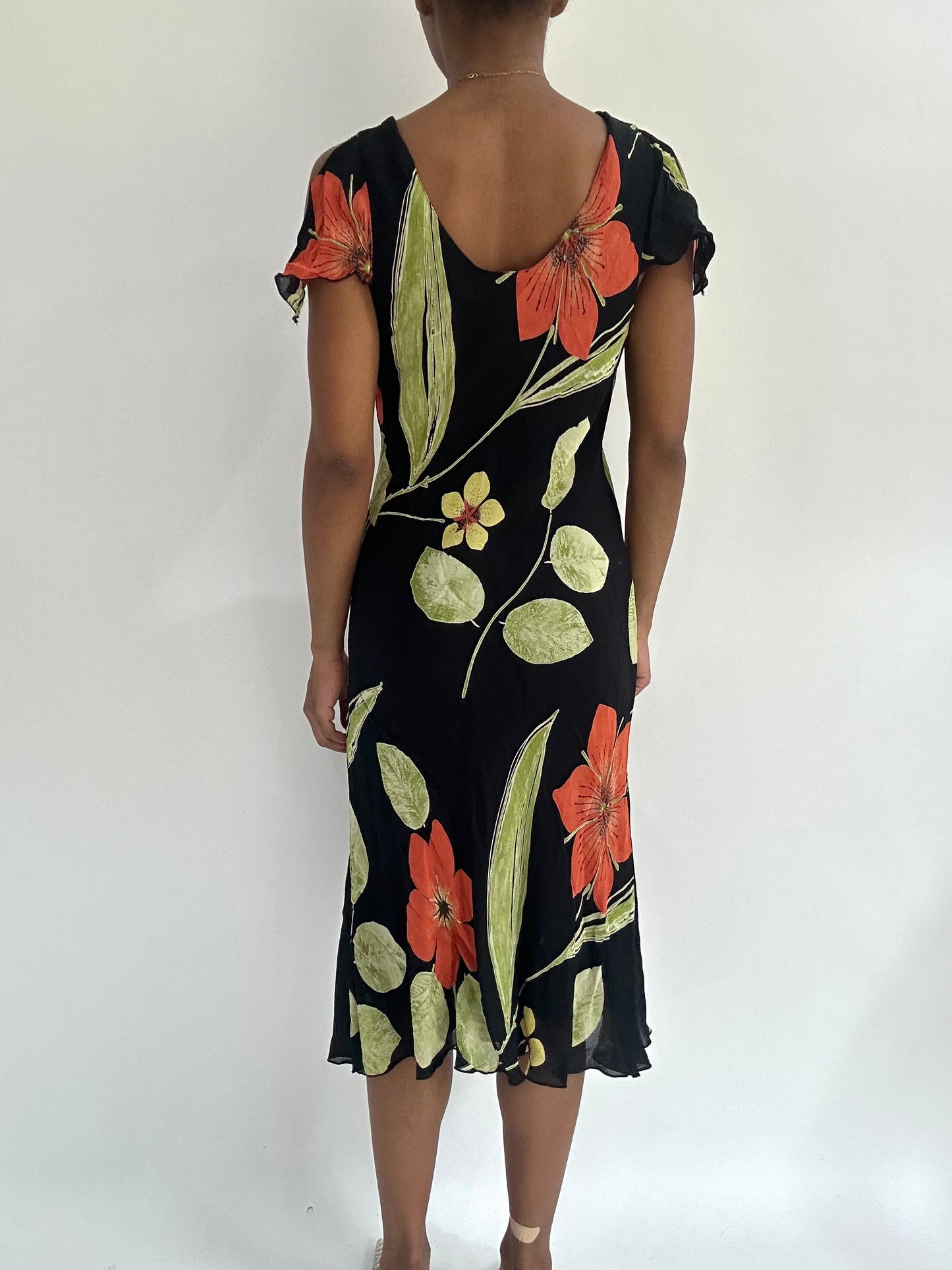 summermaxxing drop | small black floral mesh overlay midi dress