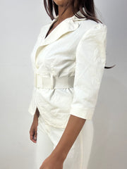vintage edit thirty-three | small white blazer collar detail