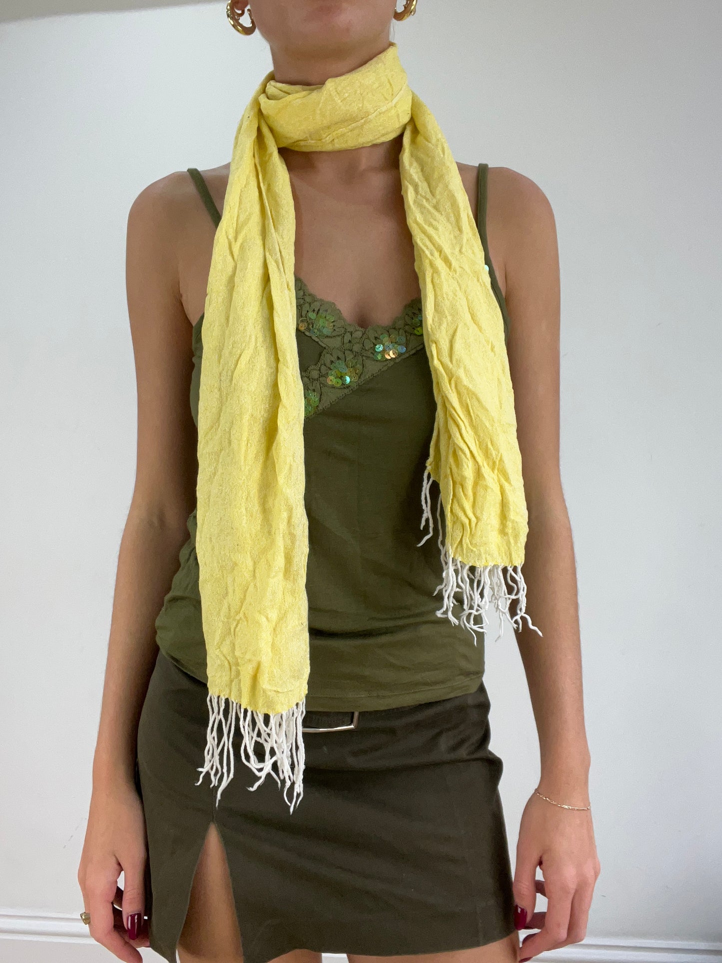 vintage edit fourteen | yellow and white knitted scarf