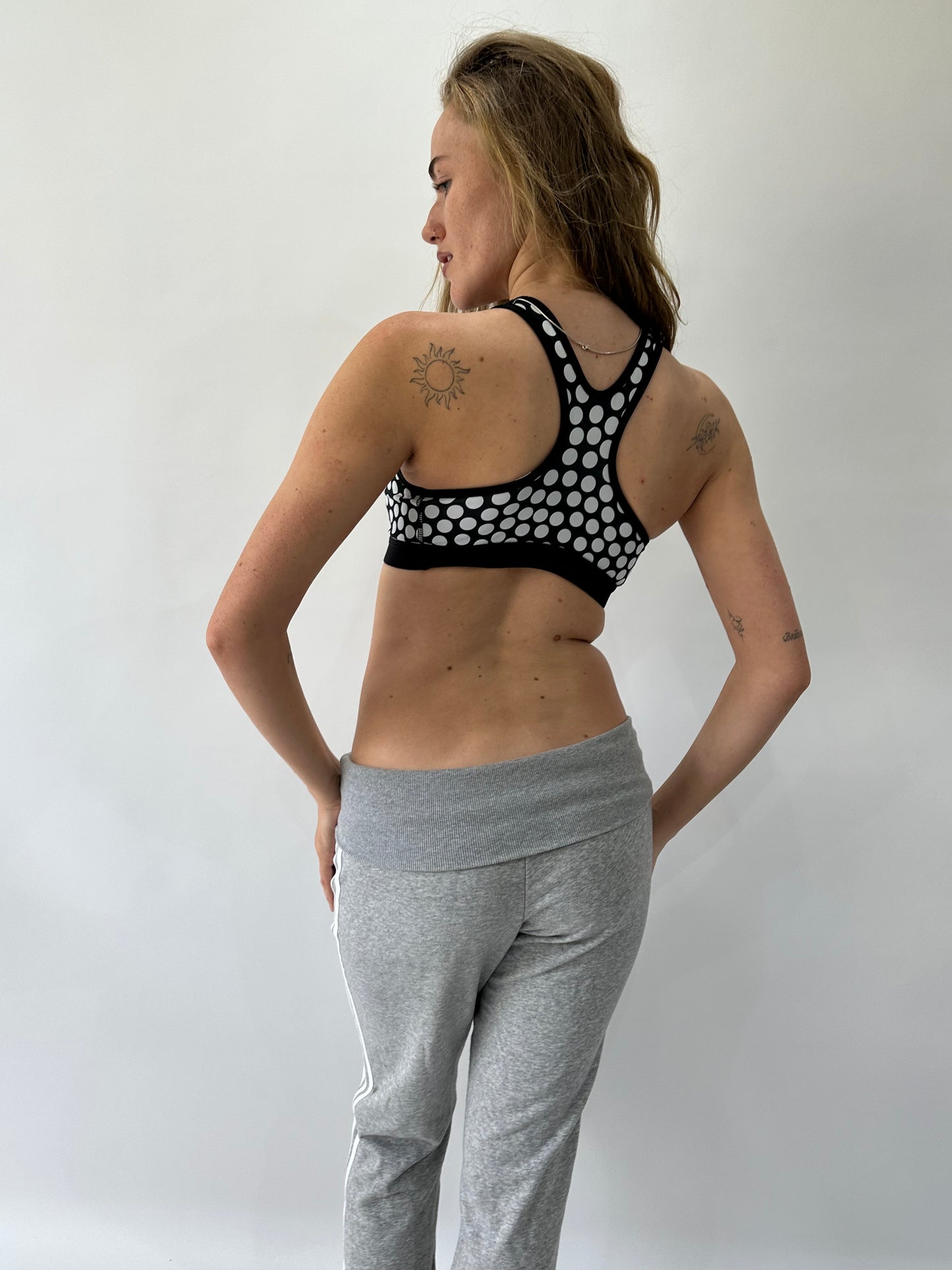 athleisure edit | medium black and white nike sports bra