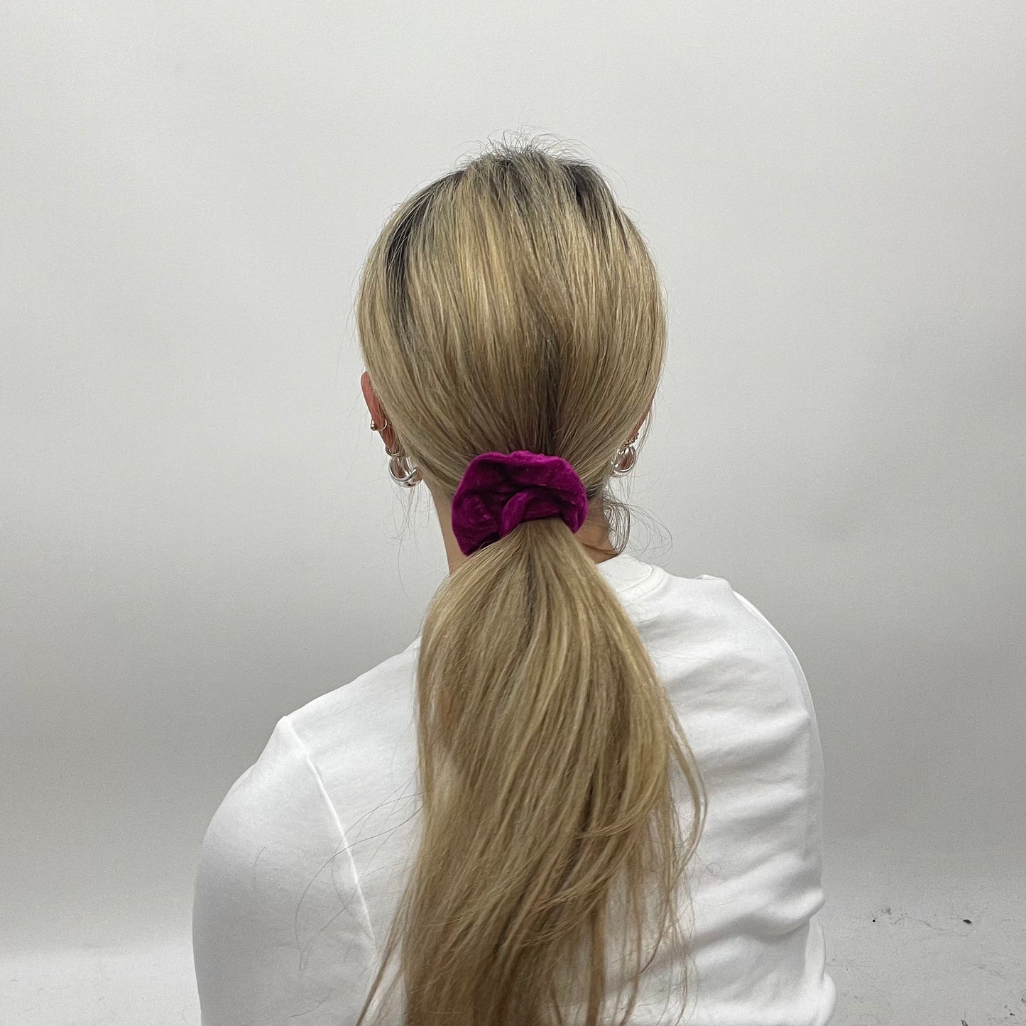 💻⭐️ | light burgundy velvet scrunchie