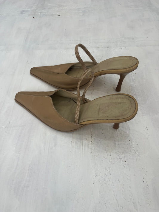 ⭐️ BEST PICKS | UK 5 beige faux leather sling back kitten heels
