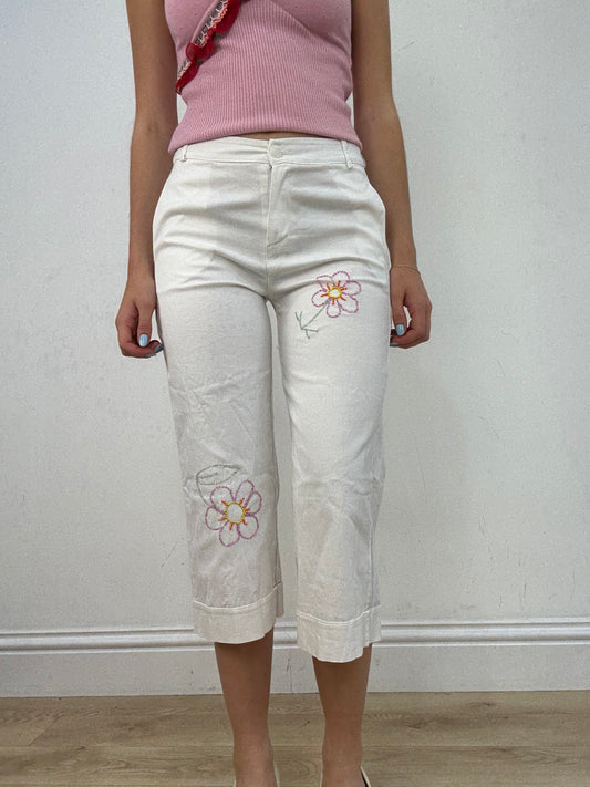 vintage edit twenty eight | extra small white capri style trousers with beading