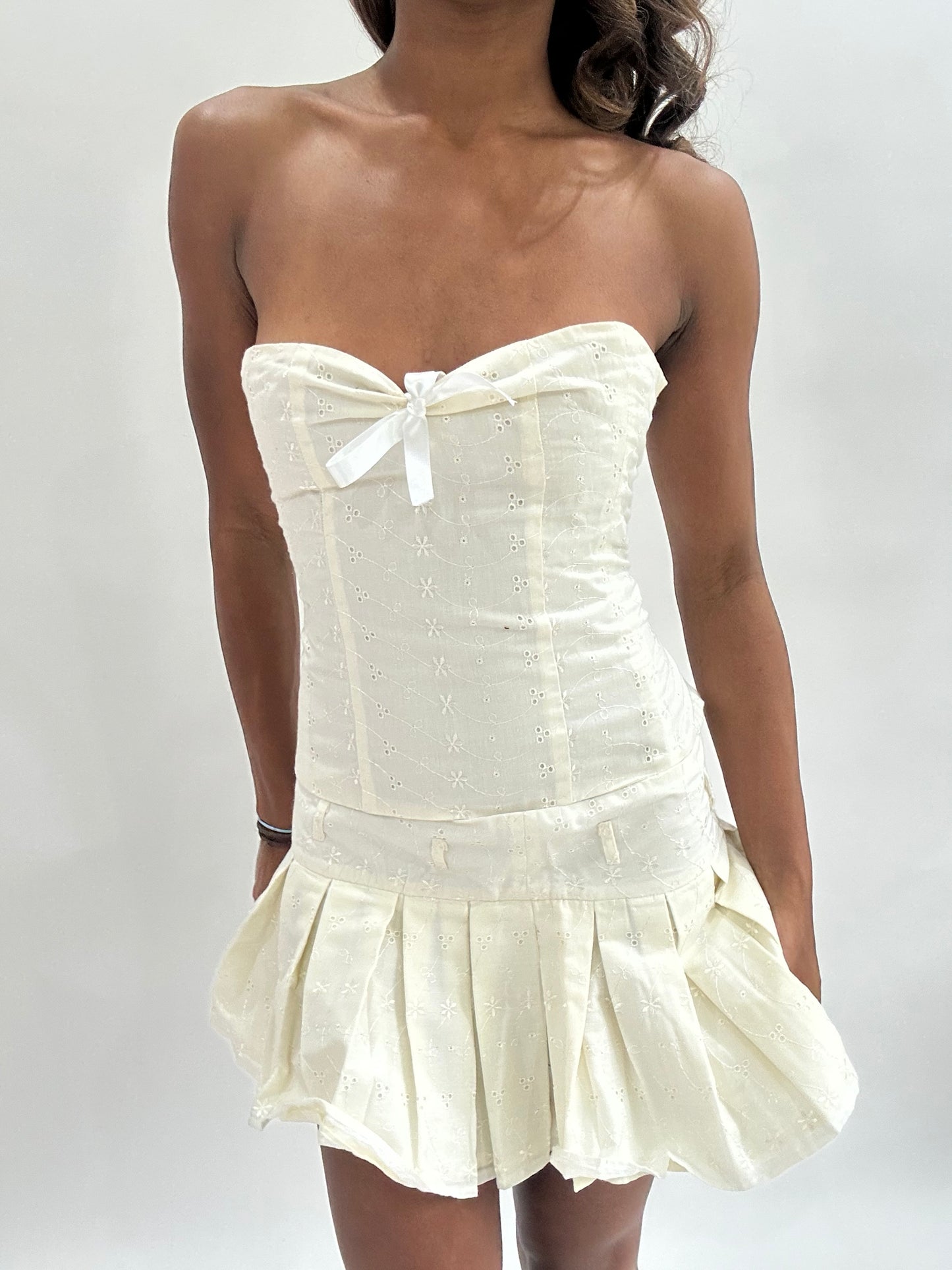 #434 SAMPLE SALE | extra small cream emma top sample