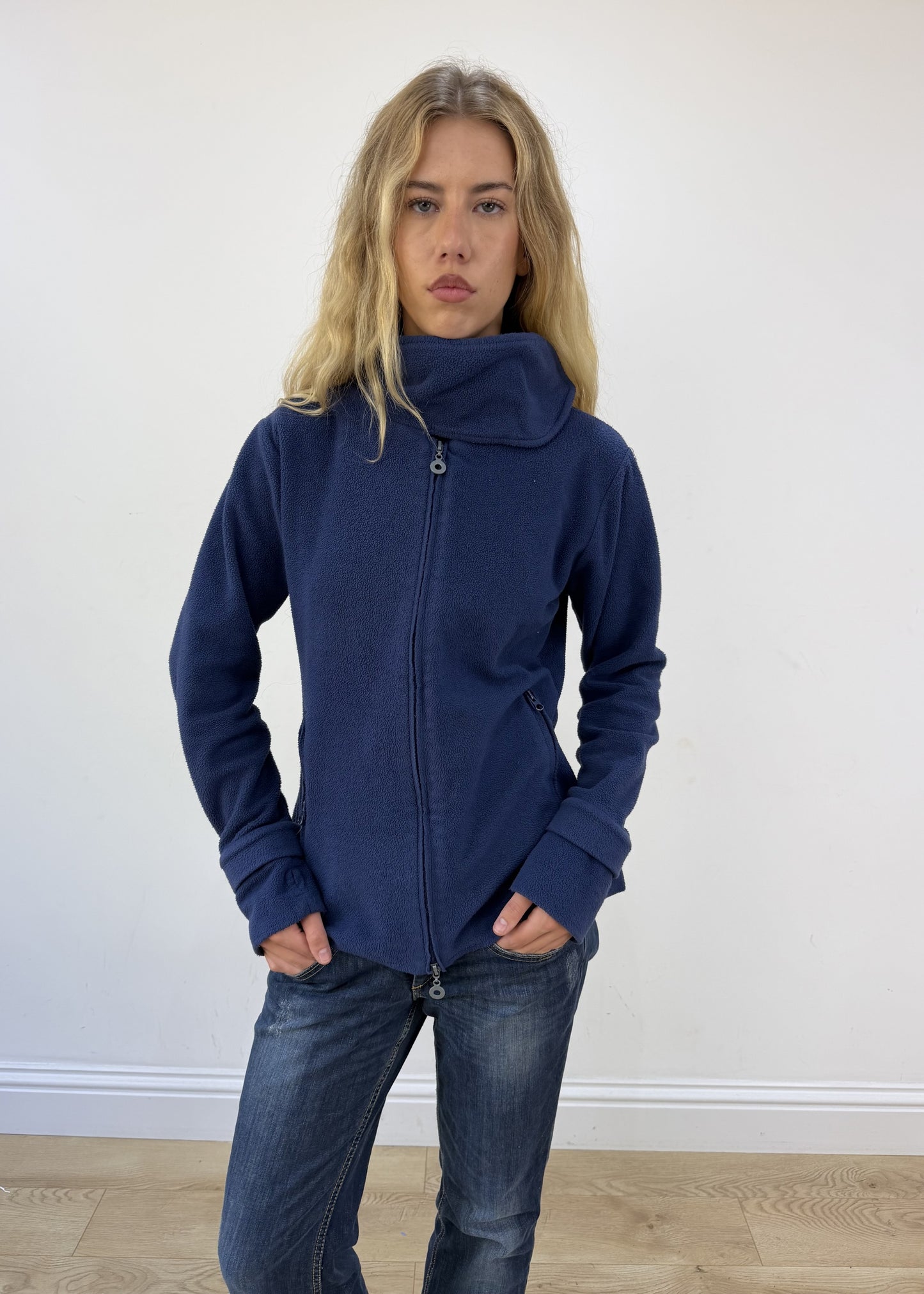medium navy bench zip up fleece