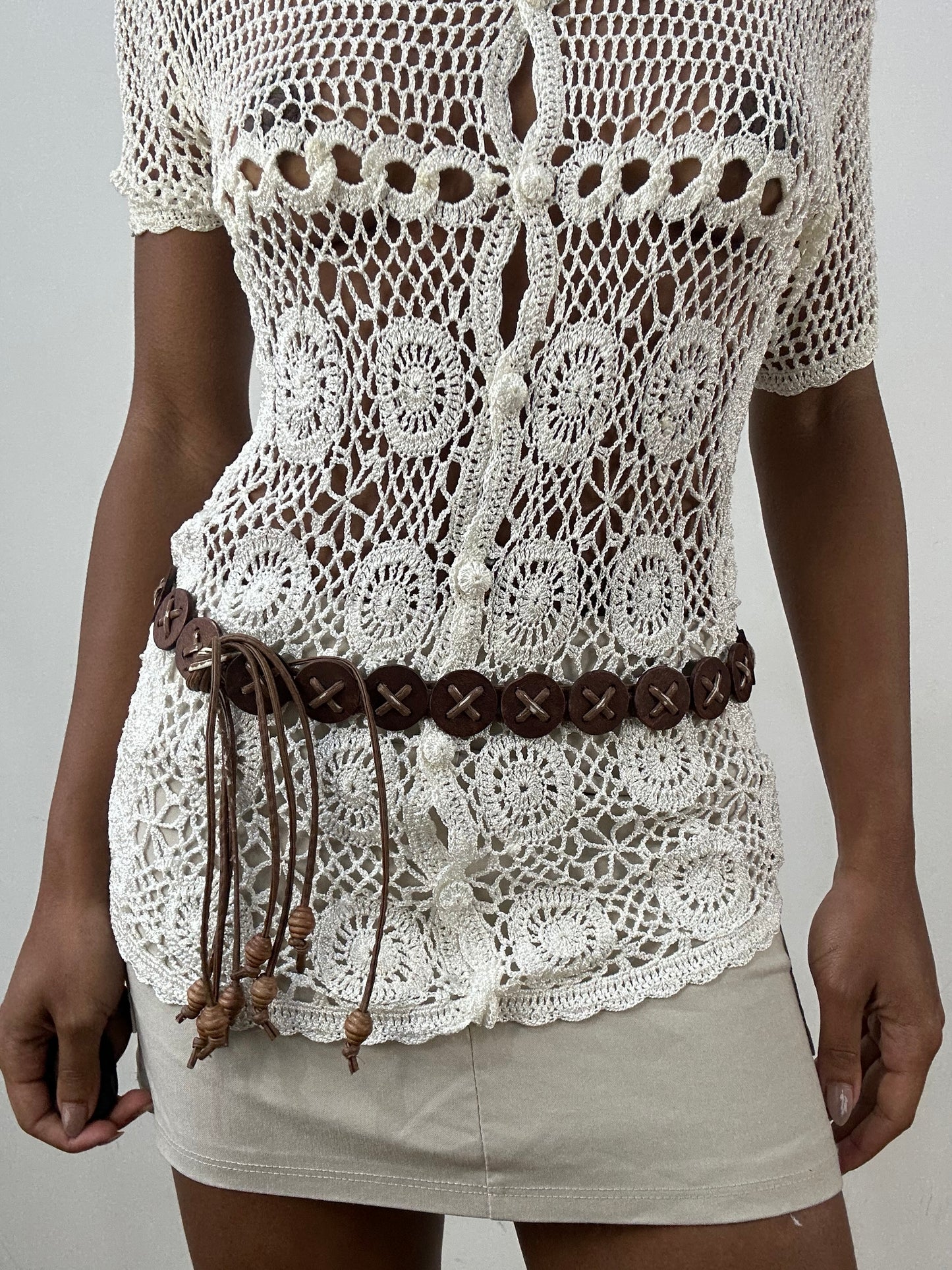 vintage edit: indie sleaze | brown belt with woven circle detail