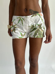 summermaxxing drop | medium white leaf print mini shorts