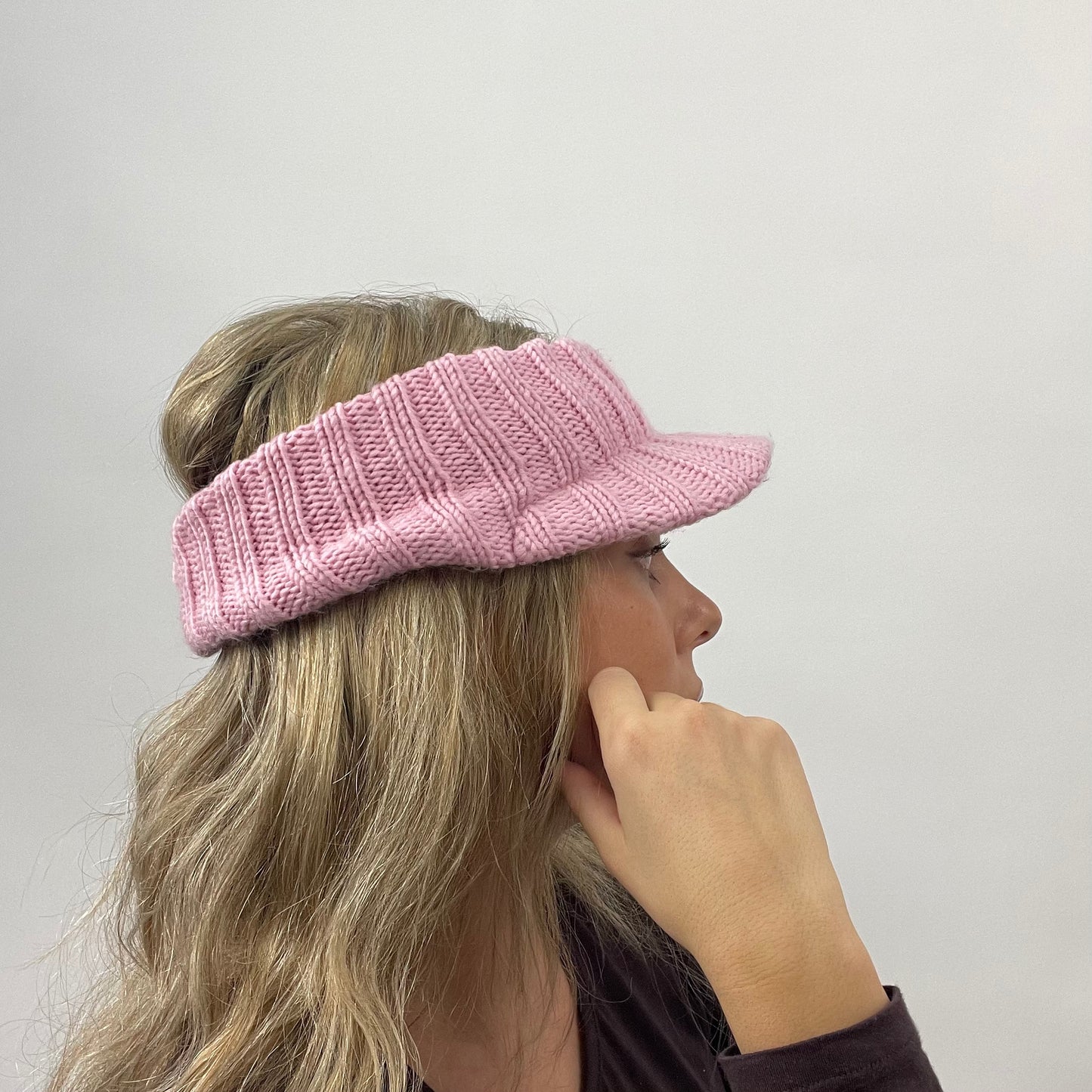 CHALET GIRL DROP | pink knitted visor hat
