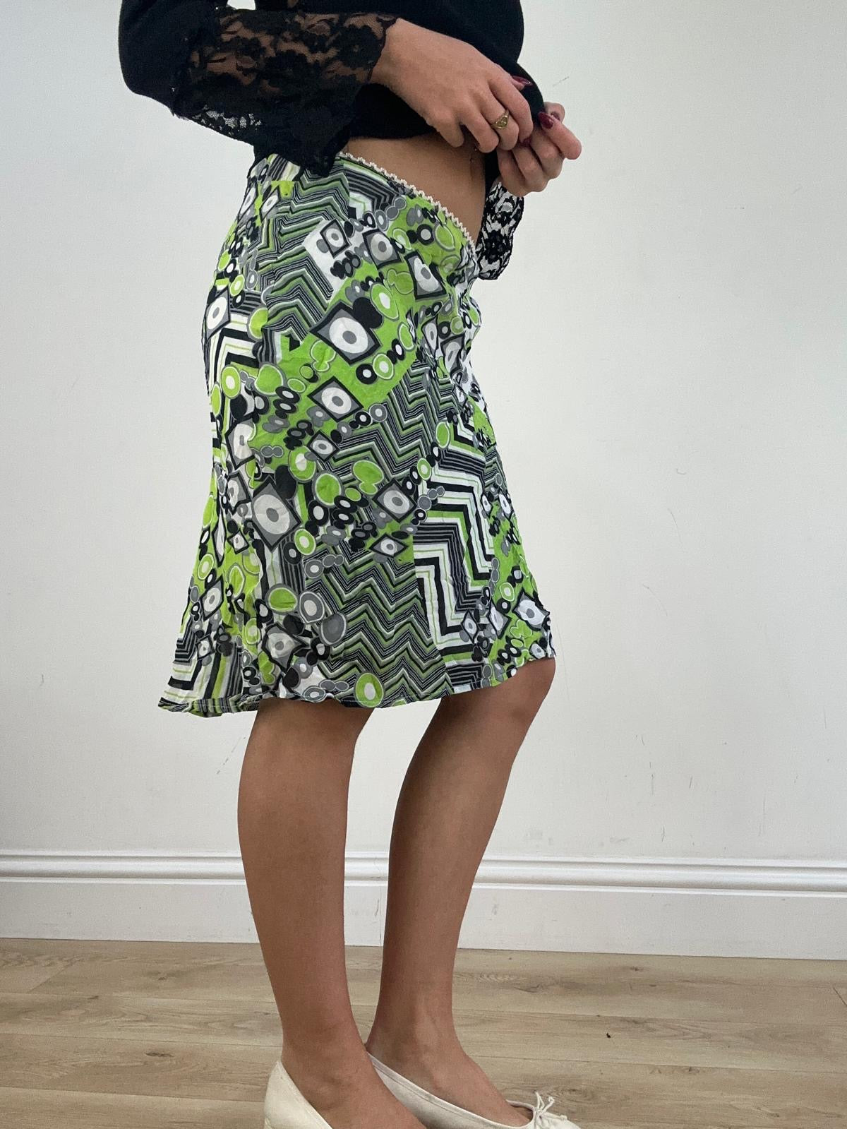 st patrick’s day | small black white and green abstract print midi skirt
