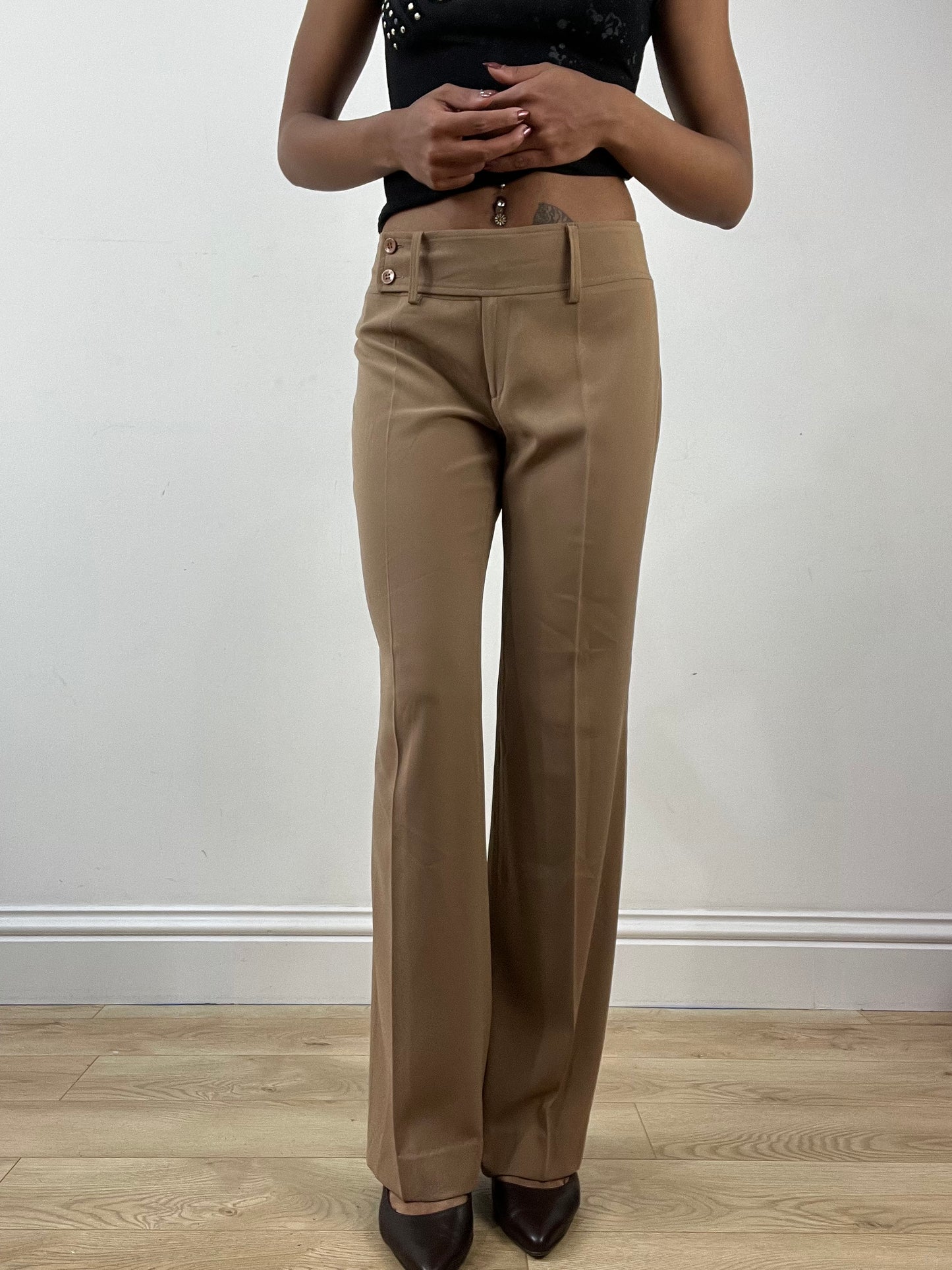 BEST PICKS | small light brown high waisted trousers