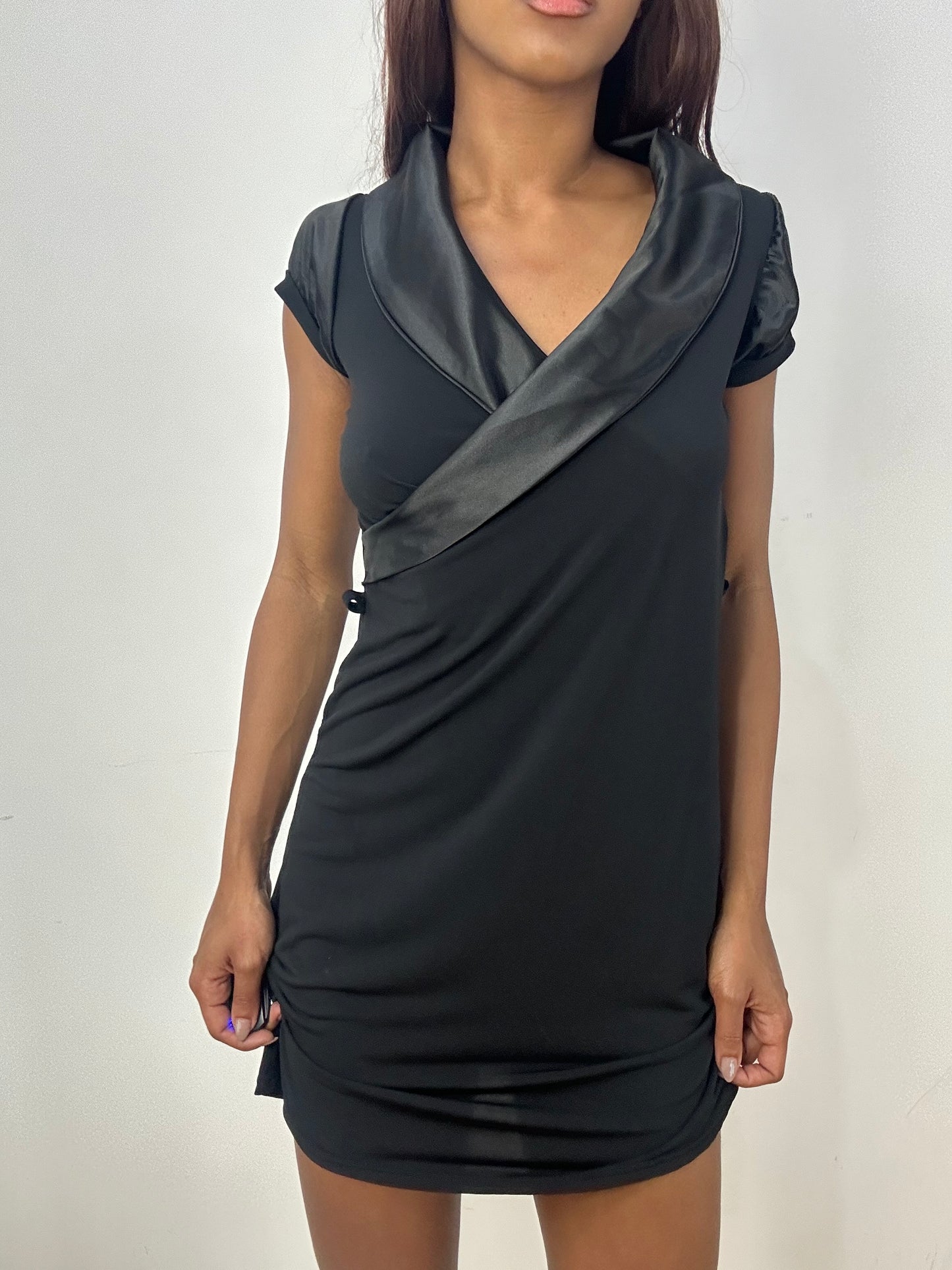 BEST PICKS | small black short sleeve mini dress with collar detail