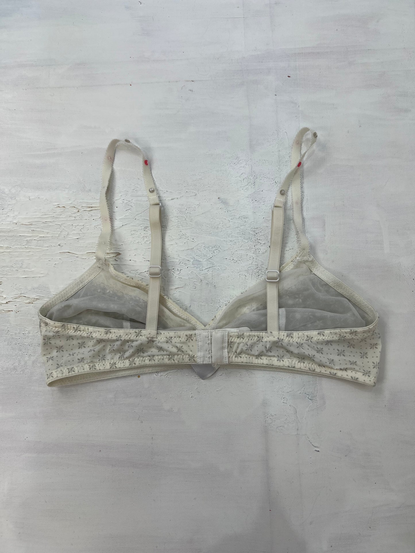 vintage edit ten | small white and grey floral bra