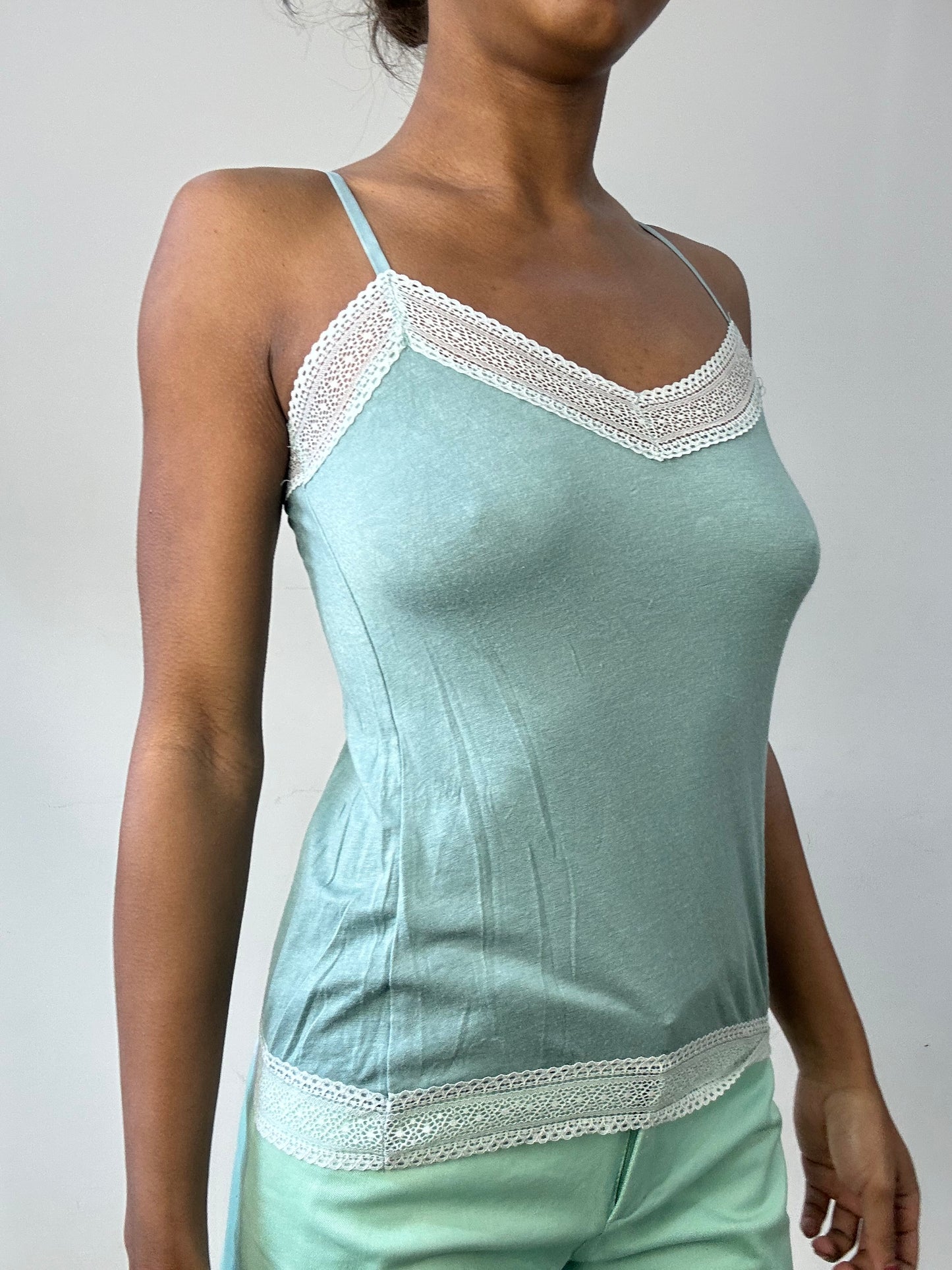 BEST PICKS | small blue lace cami top