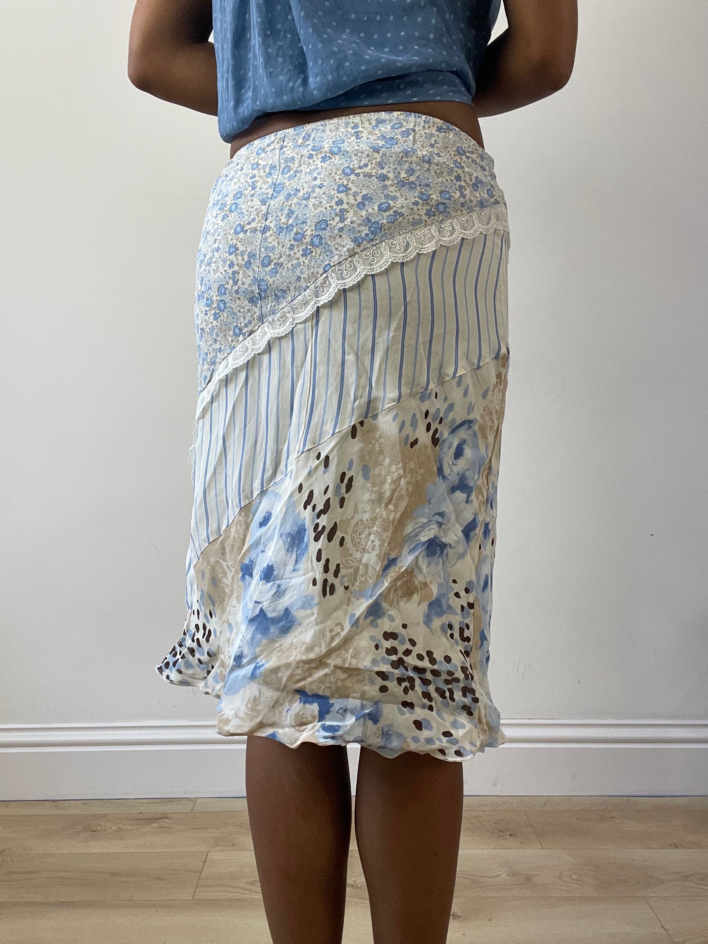 vintage edit twenty-seven | extra small white midi skirt with floral pinstripe print and lace detail