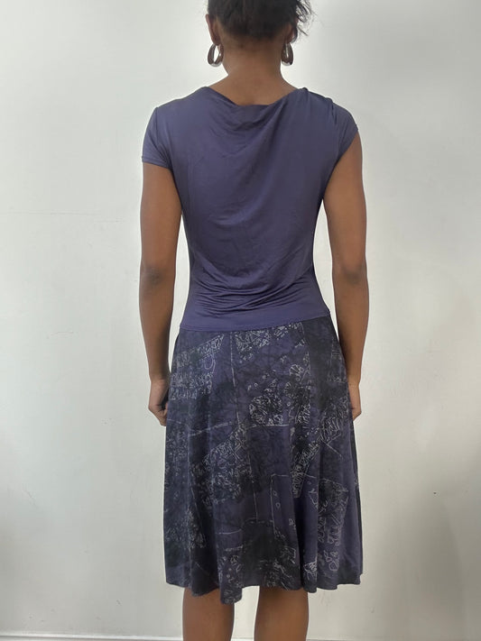 AUTUMN EDIT | small purple midi dress with silver print