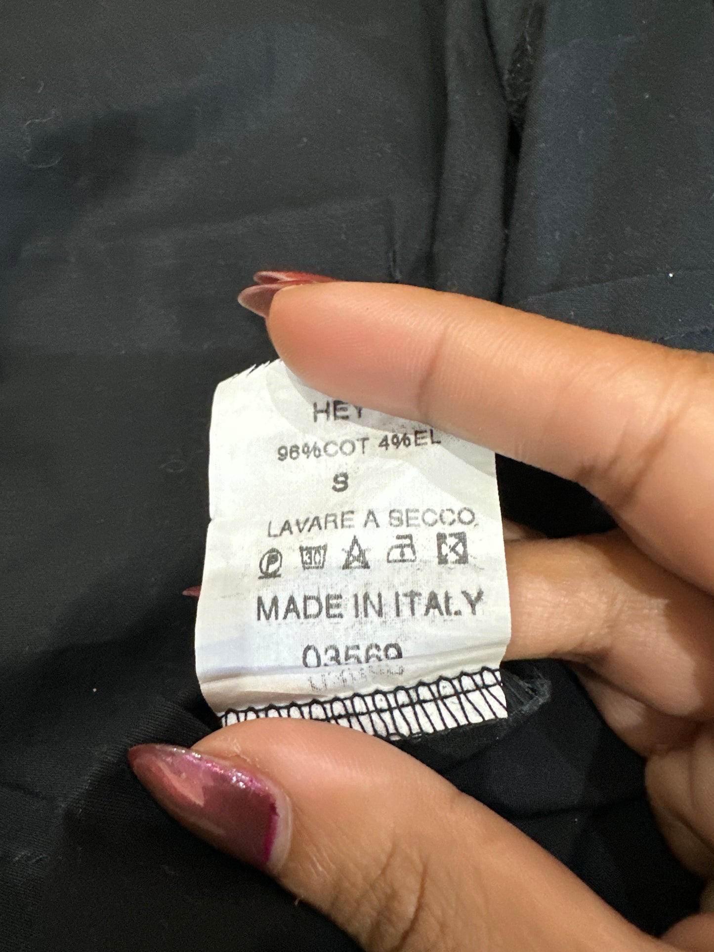 winter edit | small black dual zip collared top