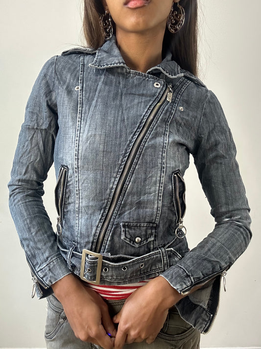 2016 edit | small blue denim asymmetric zip jacket