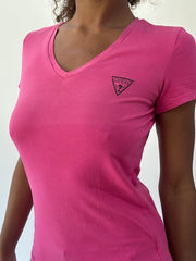 wag drop | guess camiseta pequeña rosa ajustada