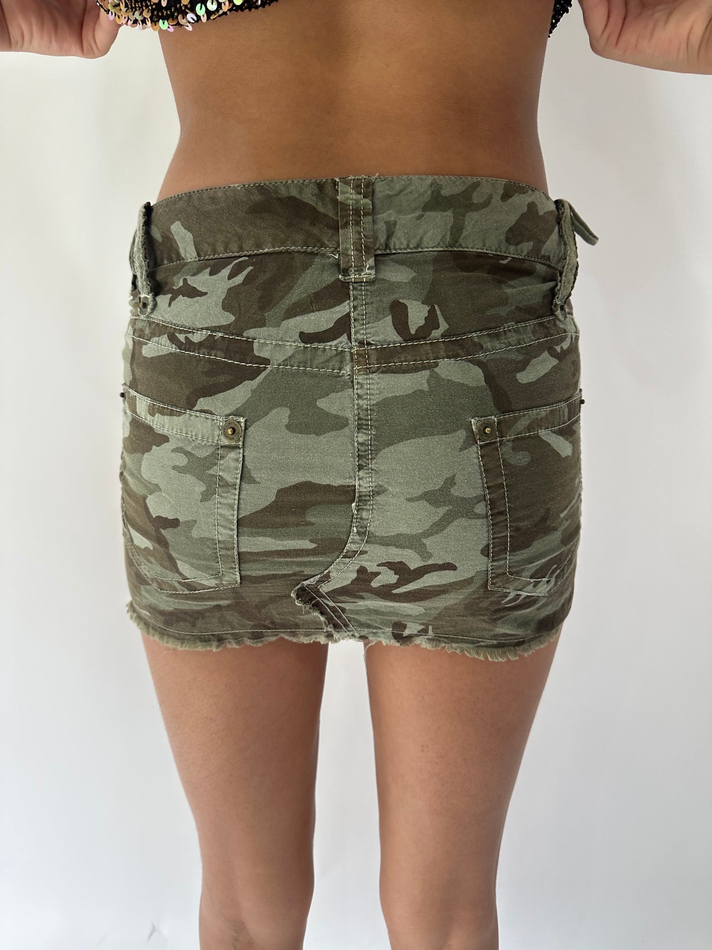 festival drop | small green khaki camo mini skirt