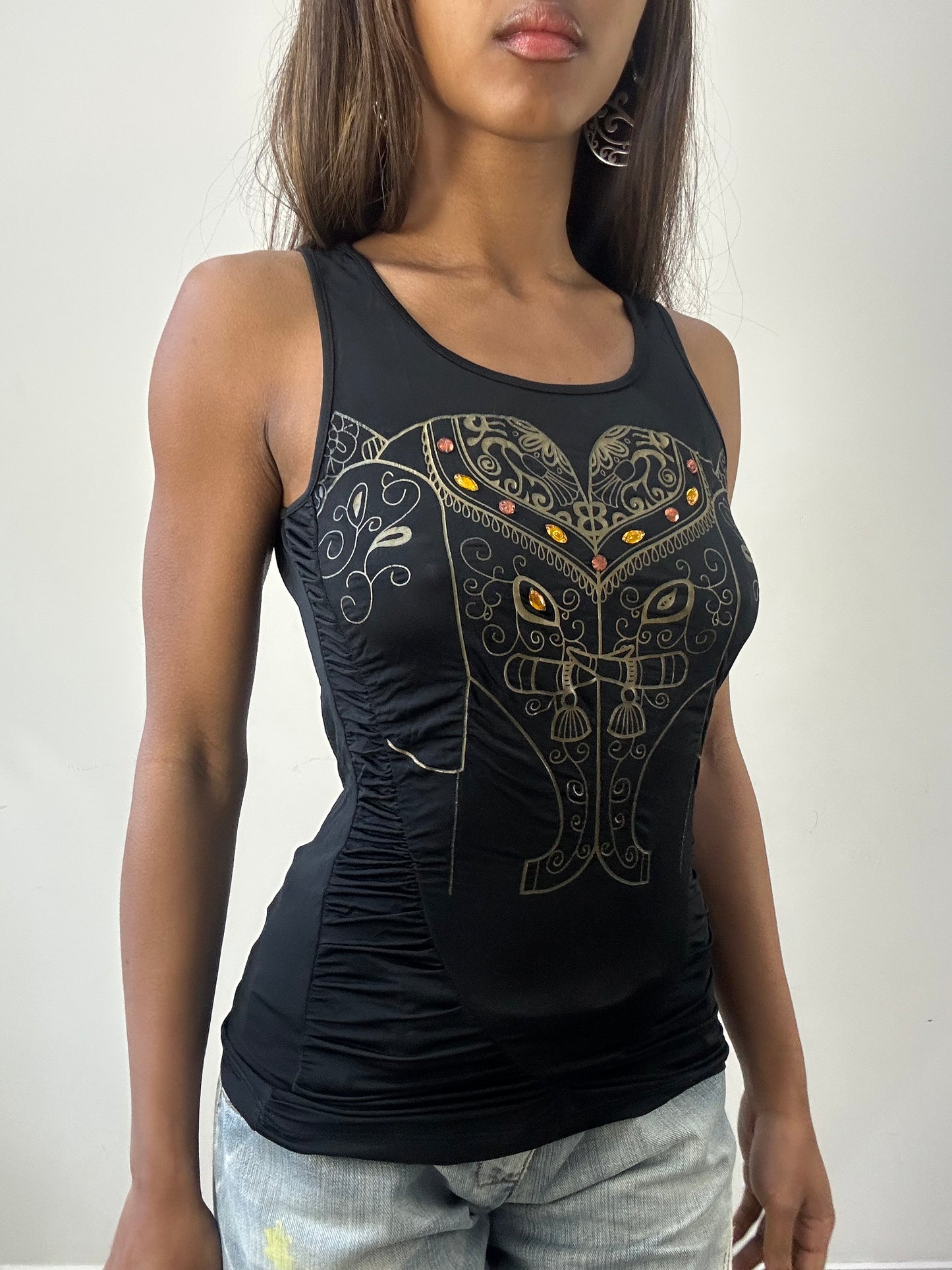 2016 edit | small black tank top with graphic heart print