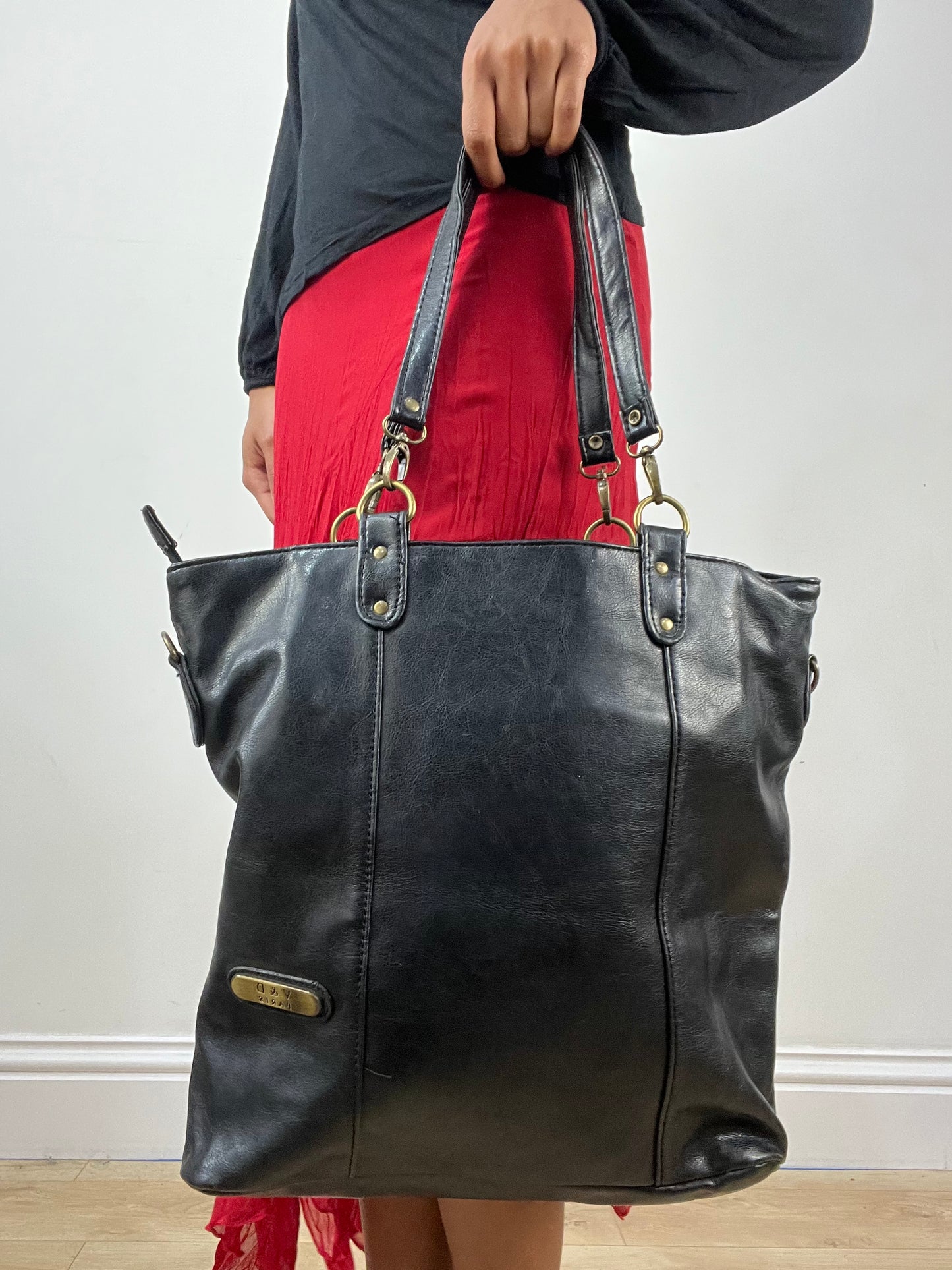 vintage edit thirty-four | black faux leather shoulder bag