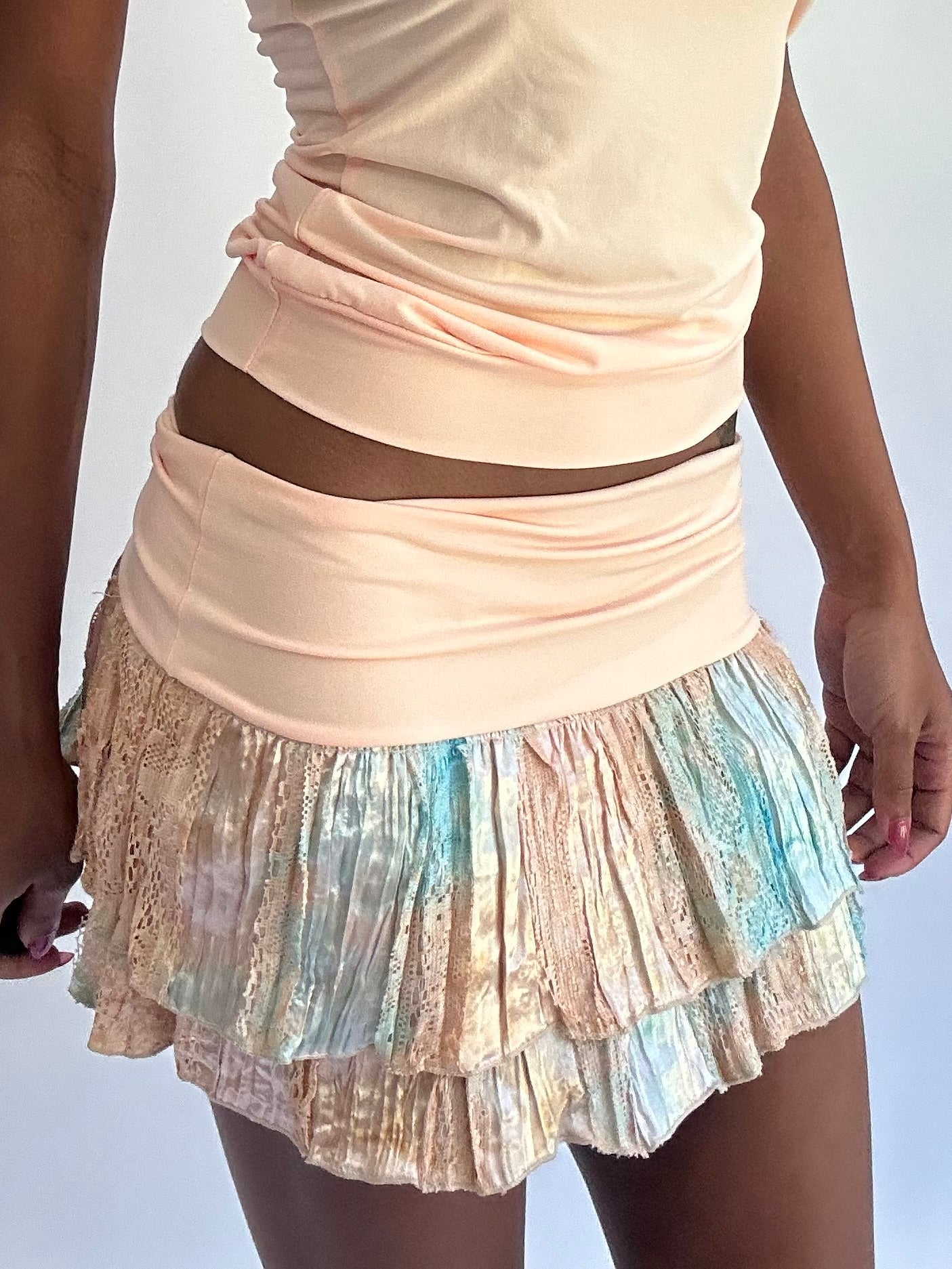 ‼️olivia rodrigo drop | extra small/small pink ruffle drop waist mini skirt