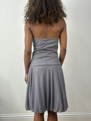 vintage edit: valentine’s day | taille: S/M · couleur: gris · article: haut bandeau · détails: longueur midi