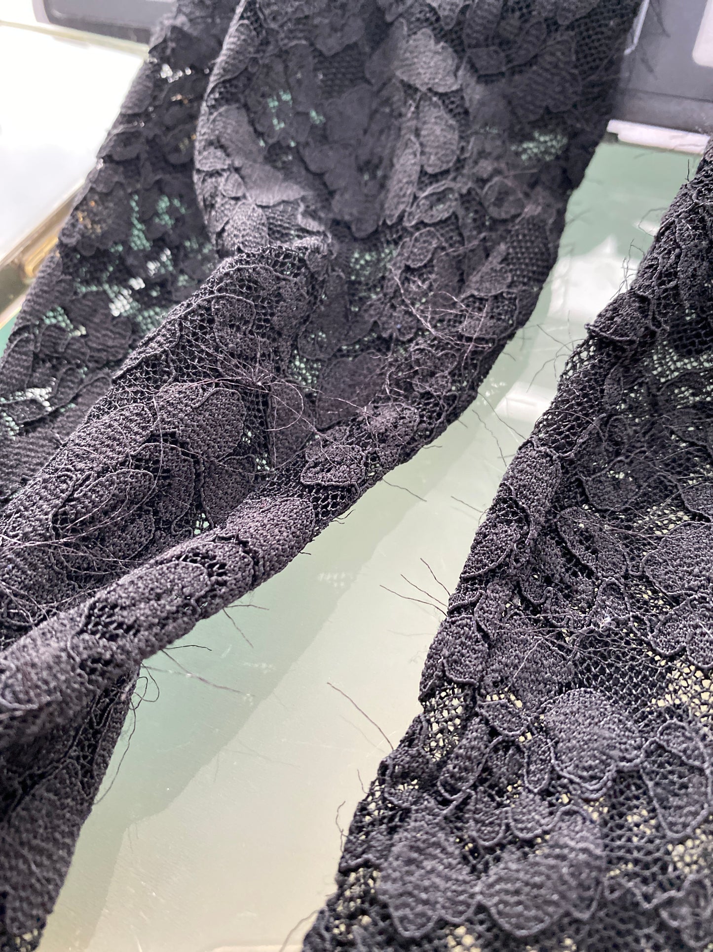 #413 SAMPLE SALE | small long sleeve belle in black lace