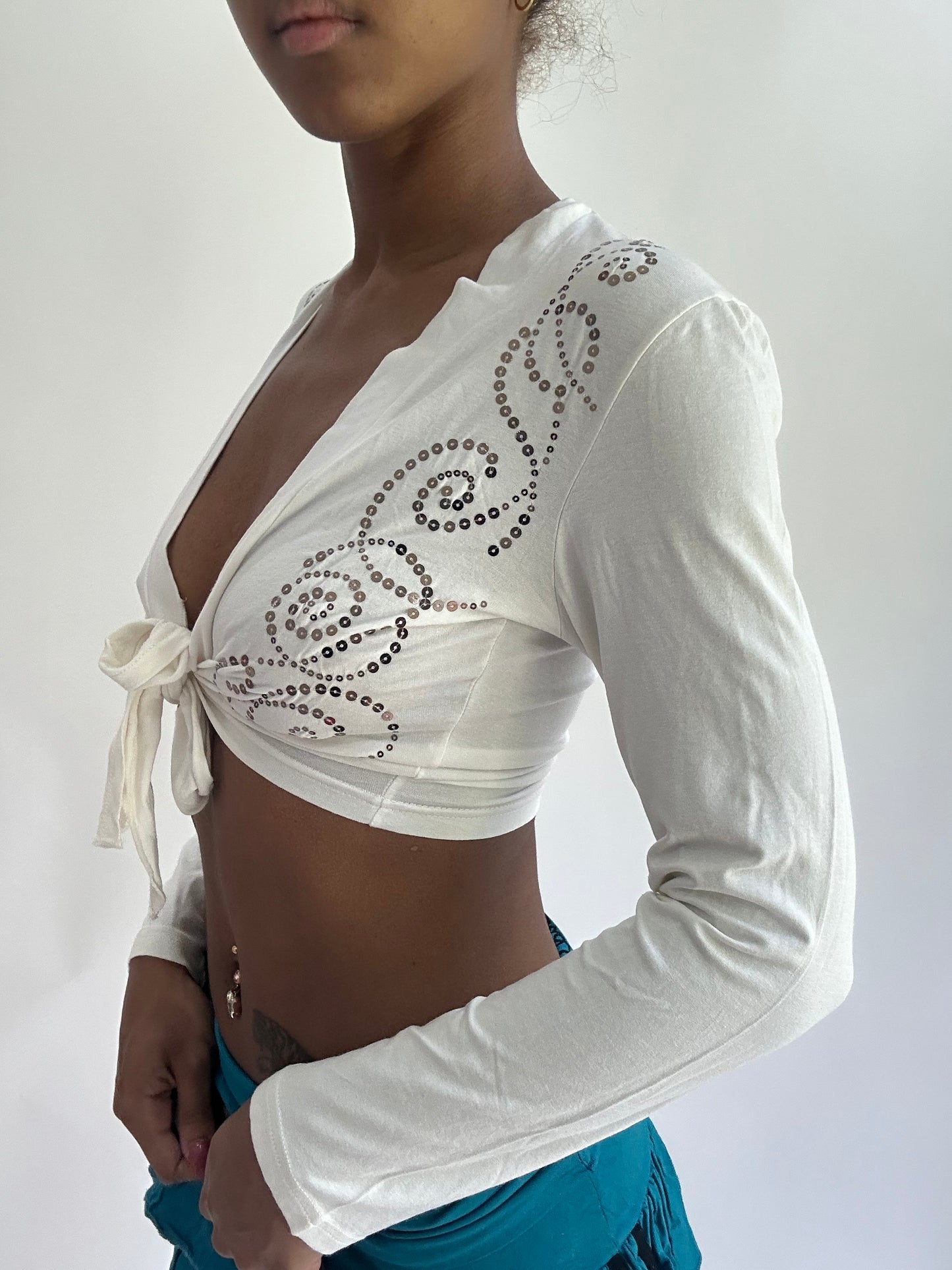 olivia rodrigo drop | small white tie up cropped long sleeve top