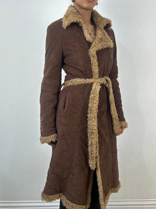 winter edit | medium brown tie up trench coat with faux fur trim
