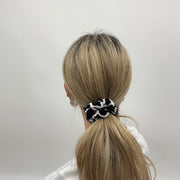 💻⭐️ | طباعة البقر Velvet Scrunchie