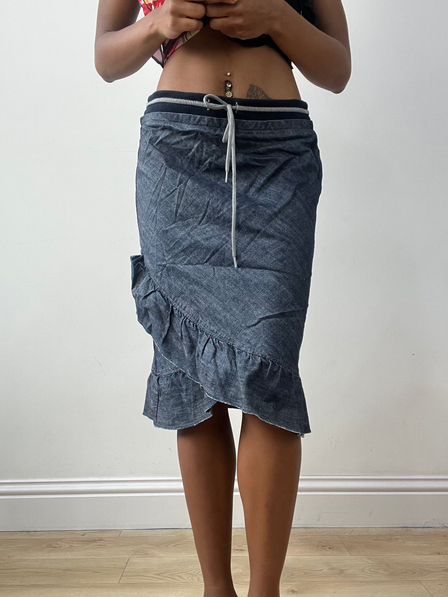 vintage edit thirty-two | small blue sisley denim midi skirt with ruffle hem