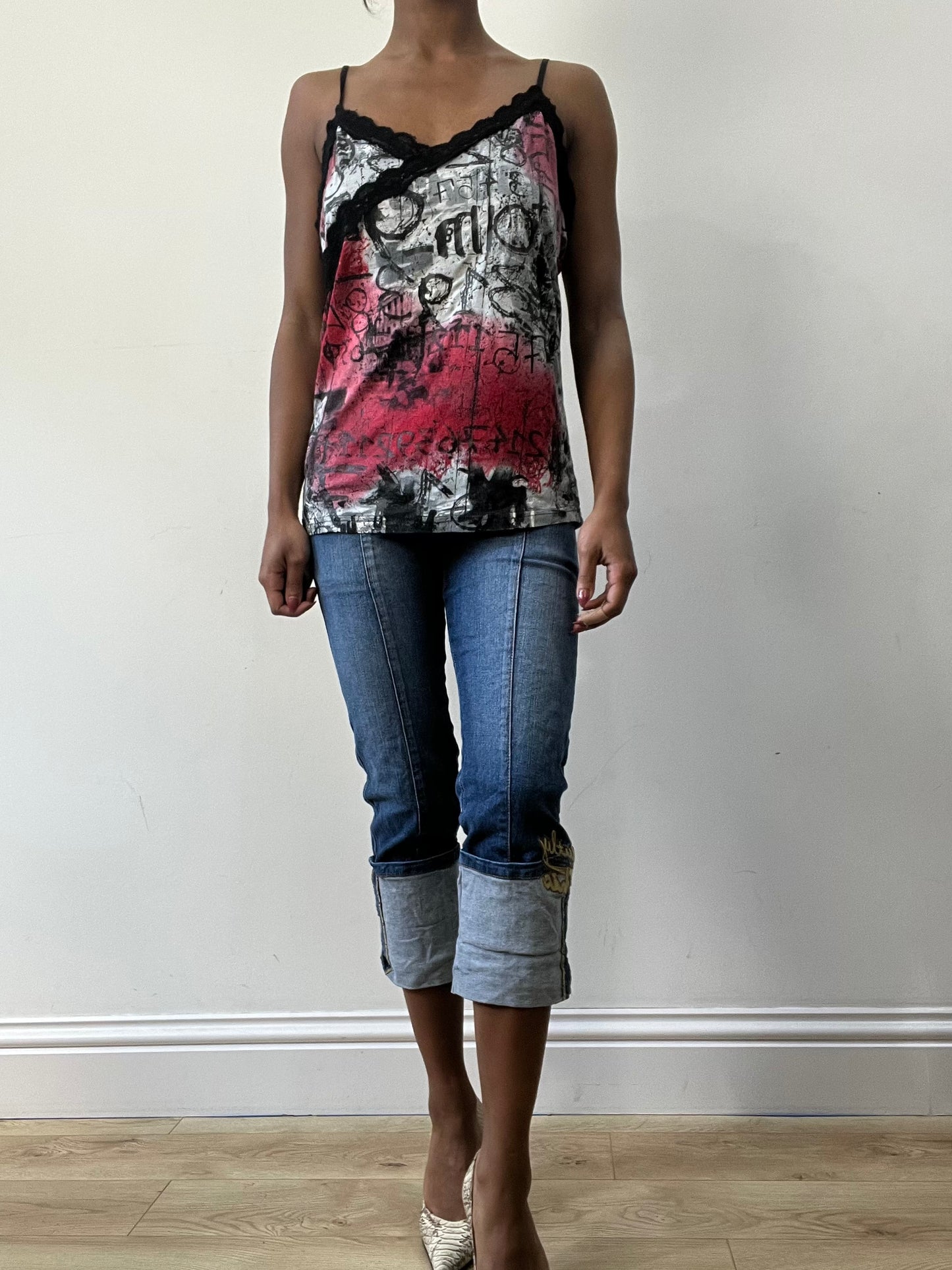 BEST PICKS | small blue denim cropped capris