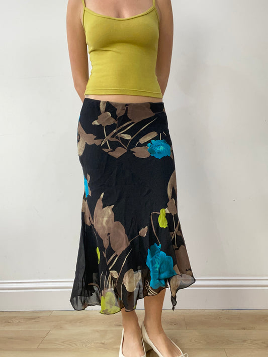vintage edit thirty | small black midi skirt with leaf print